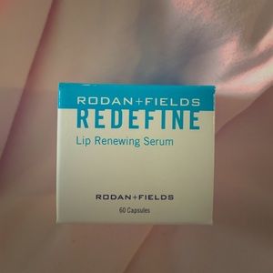 Lip renewal serum